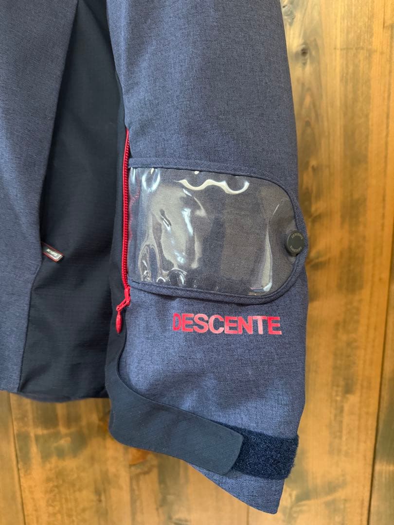 デサント　スキーウェア　上下セット　クリーニング済み