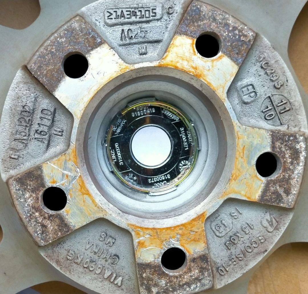 15インチ スタッドレスタイヤ ホイール付 4本セット