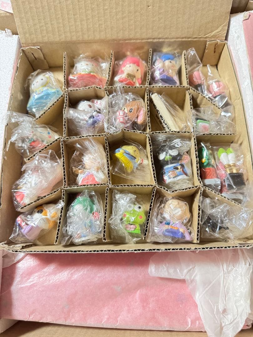 【新品未使用.希少】ハローキティ雛　吉徳大光　ひな祭り キャラクター人形セット