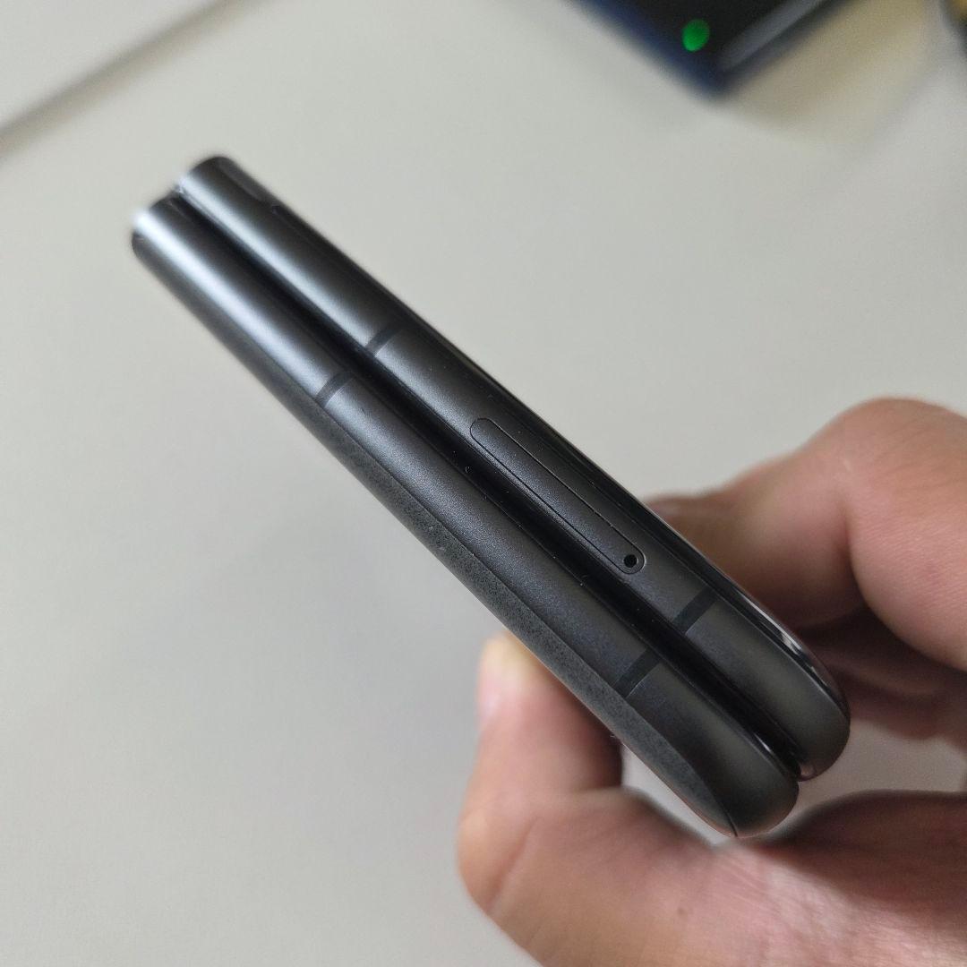 motorola razr 50 美品 + clicks keyboard