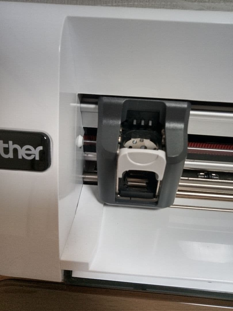 ブラザー ScanNCut CM300スキャンカット　カッティングマシン