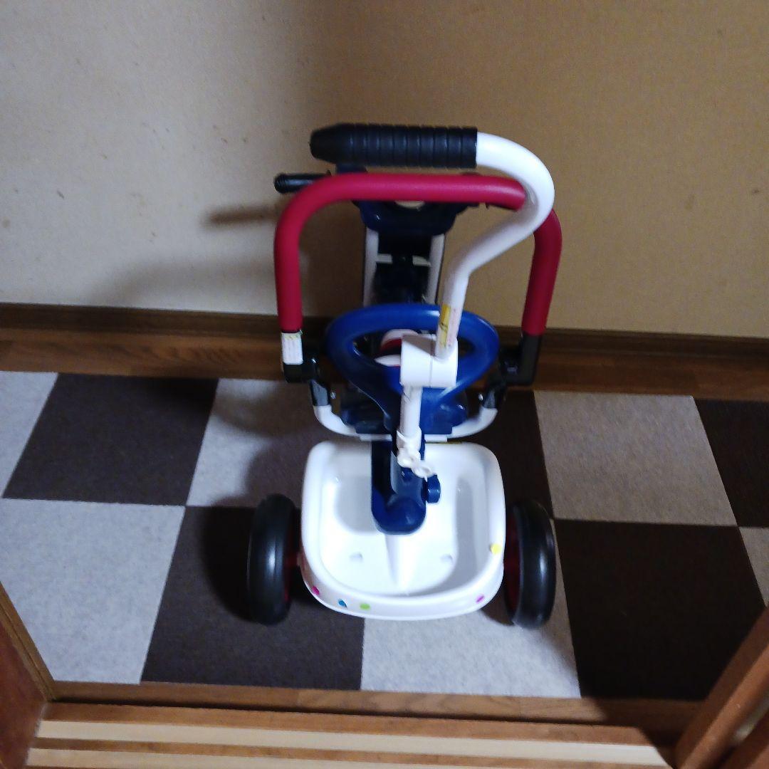 三輪車