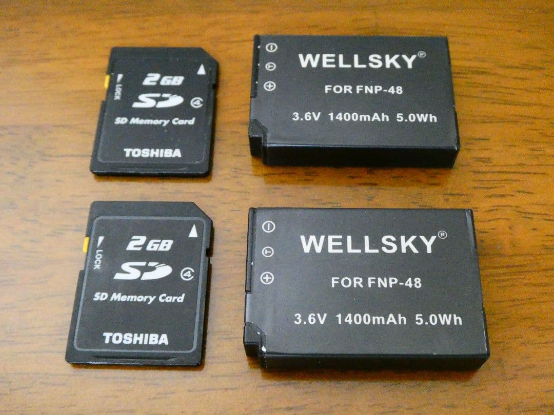 【中古完動品】フジフイルム XQ1 FUJIFILM ブラック