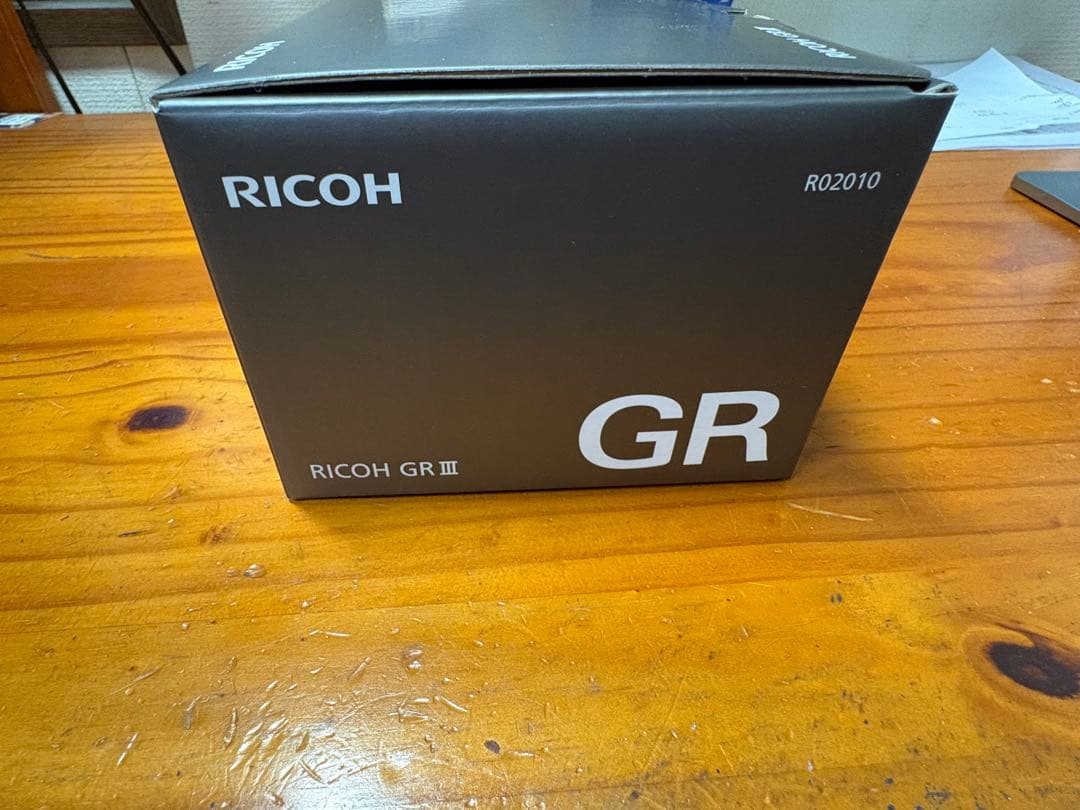 美品　RICOH リコー GR III コンパクトデジタルカメラ　保証付