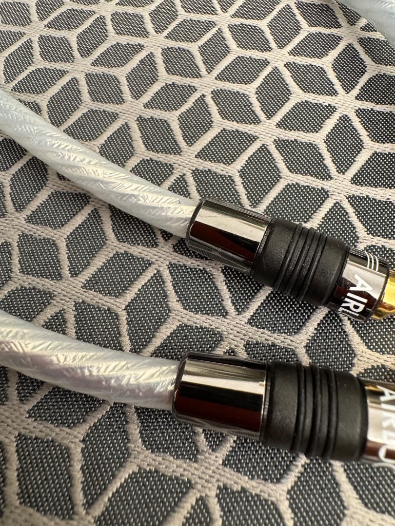 ジャンパーケーブル QED GENESIS Silver 0.15m Y-B