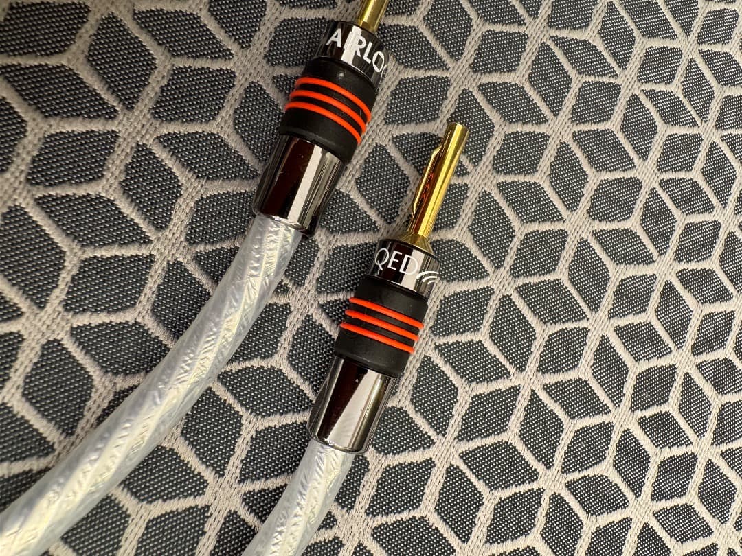 ジャンパーケーブル QED GENESIS Silver 0.15m Y-B