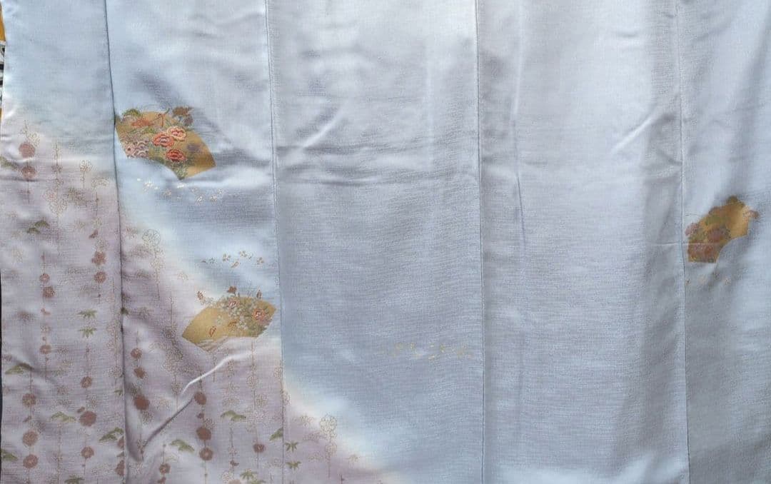 正絹　訪問着セット 薄青色　薄紫　ピンク 手刺繍　桔梗　 花柄 重ね衿付　帯付き