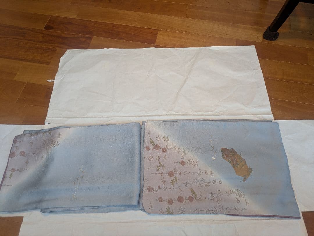 正絹　訪問着セット 薄青色　薄紫　ピンク 手刺繍　桔梗　 花柄 重ね衿付　帯付き