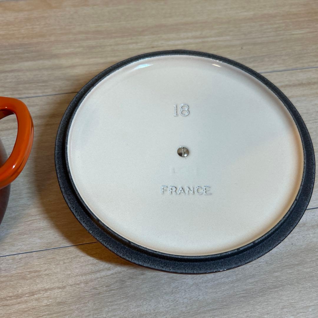 ルクルーゼ　ココットロンド　カイエン　レッド　両手鍋　鍋　18cm