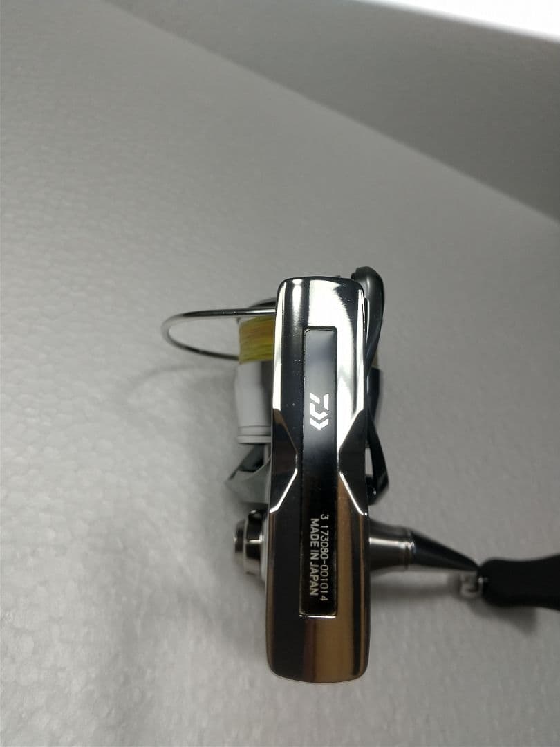 完品！未登録！ハンドル未使用！ ダイワ 23イグジスト SF 2500 SS