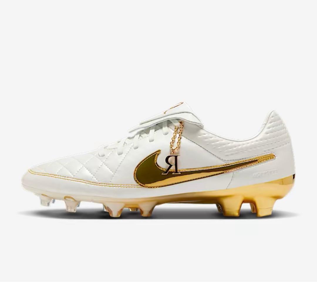 Ronaldinho × Nike Tiempo Legend FG Touch