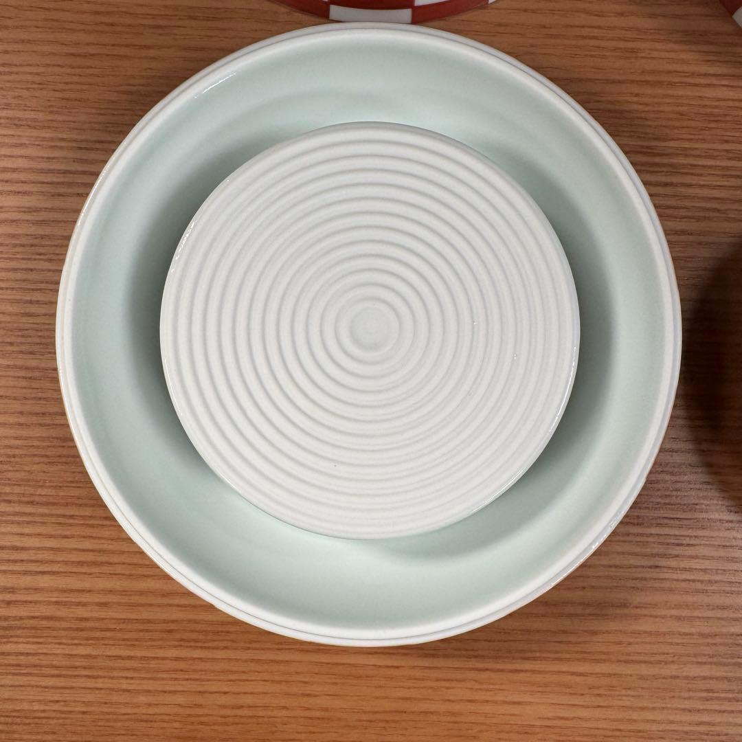 有田焼 李荘窯：赤絵市松文（混柄） 珠型三段重☆