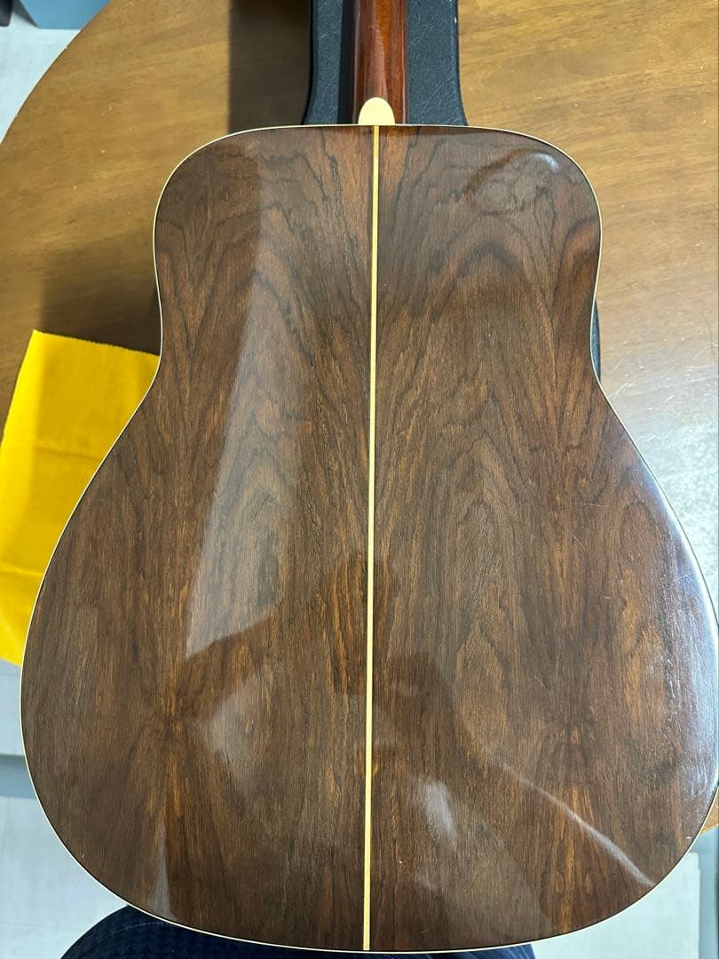 ๑*๑様 YAMAHA FG-400J　ド迫力の杢目　激鳴り　弦高低し弾きやすさ