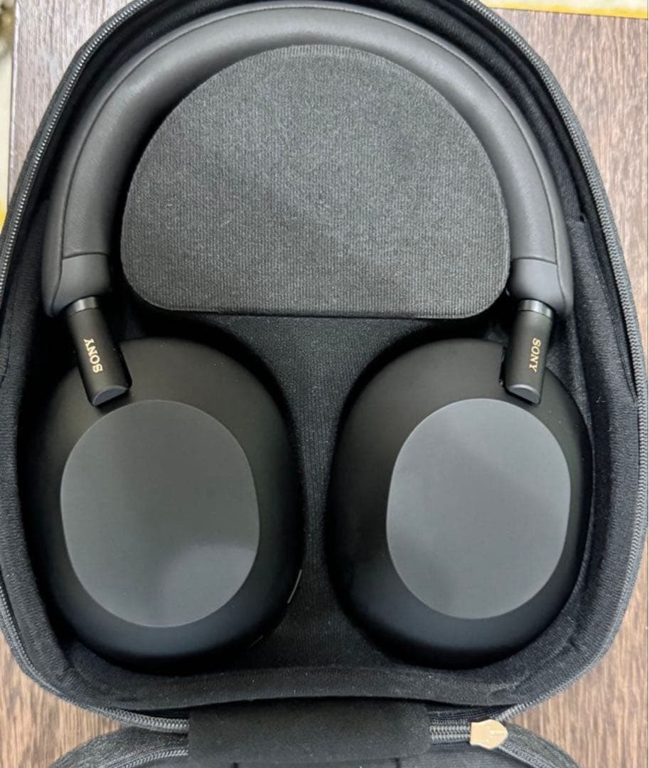 【美品】WH-1000XM5-BM ワイヤレスヘッドホン