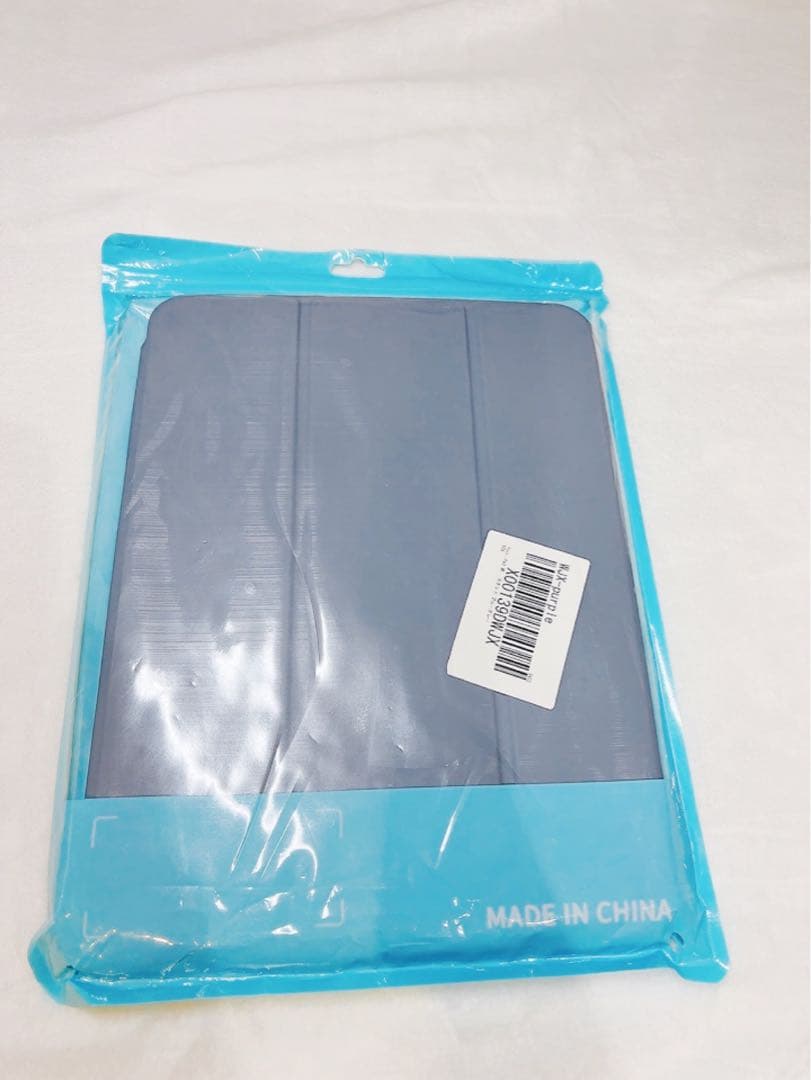 【箱付美品】 iPad A16 第11世代 シルバー Wi-Fi 128GB