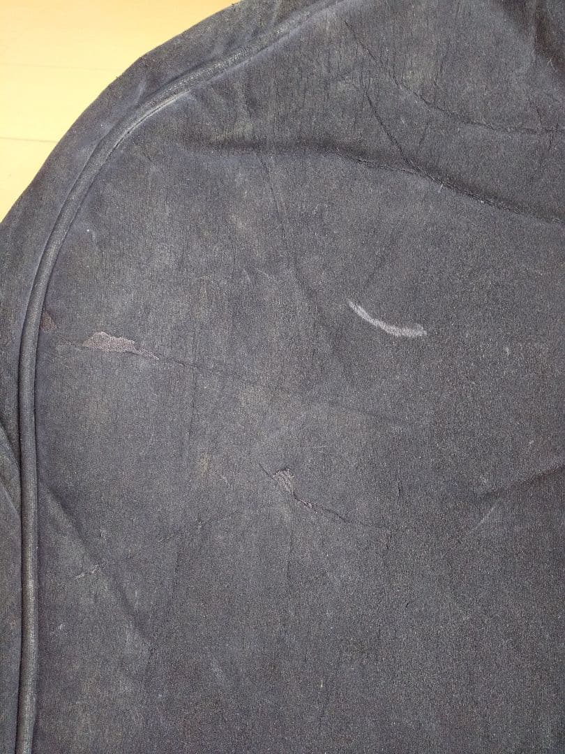 バーニーズニューヨーク　ゴルフ　キャディバッグ(黒)　とシューズバッグ(赤)