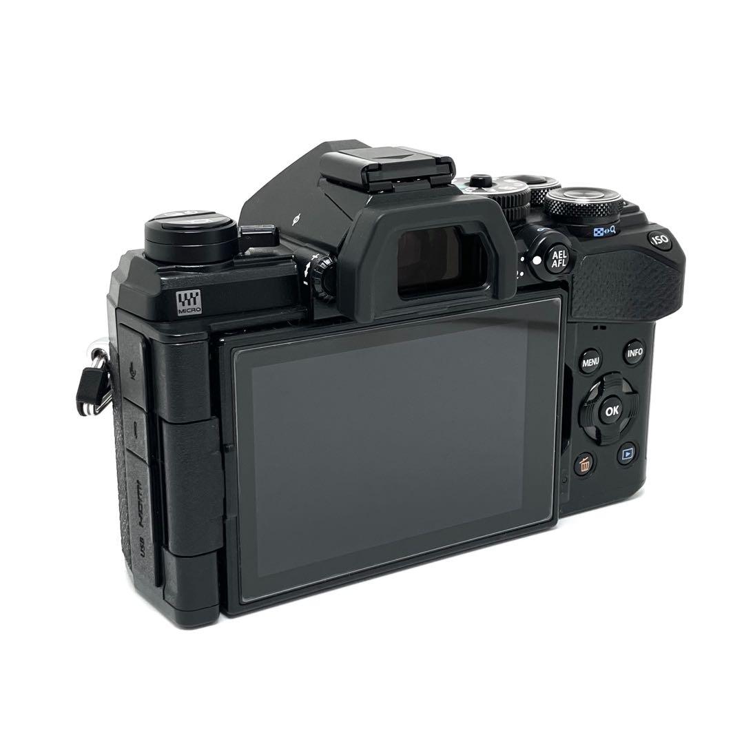 OM-D E-M5 Mark III マーク3 OLYMPUS 黒 0616