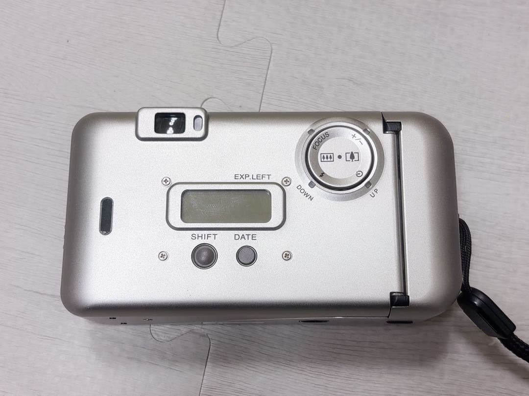 ジャンク品 FUJIFILM TIARA ZOOM
