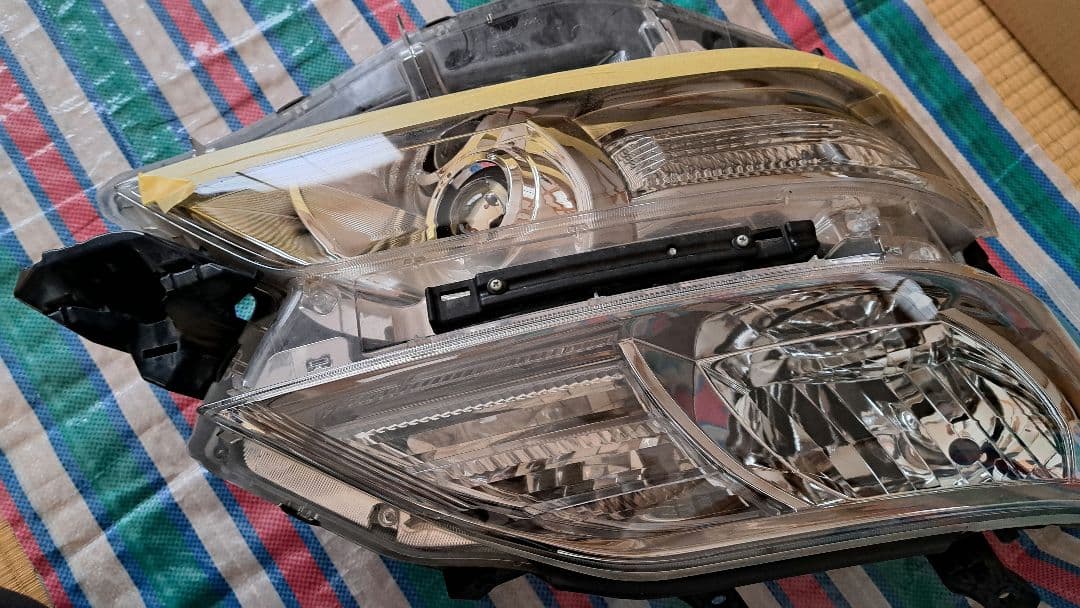 ヘッドライトヴェルファイア 20 後期 右側