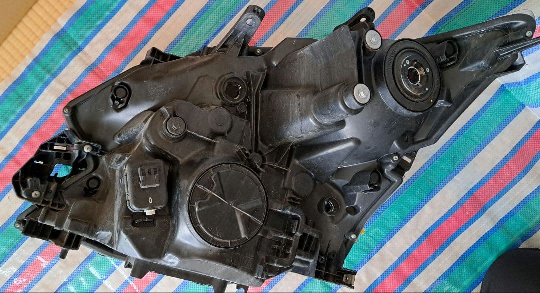 ヘッドライトヴェルファイア 20 後期 右側