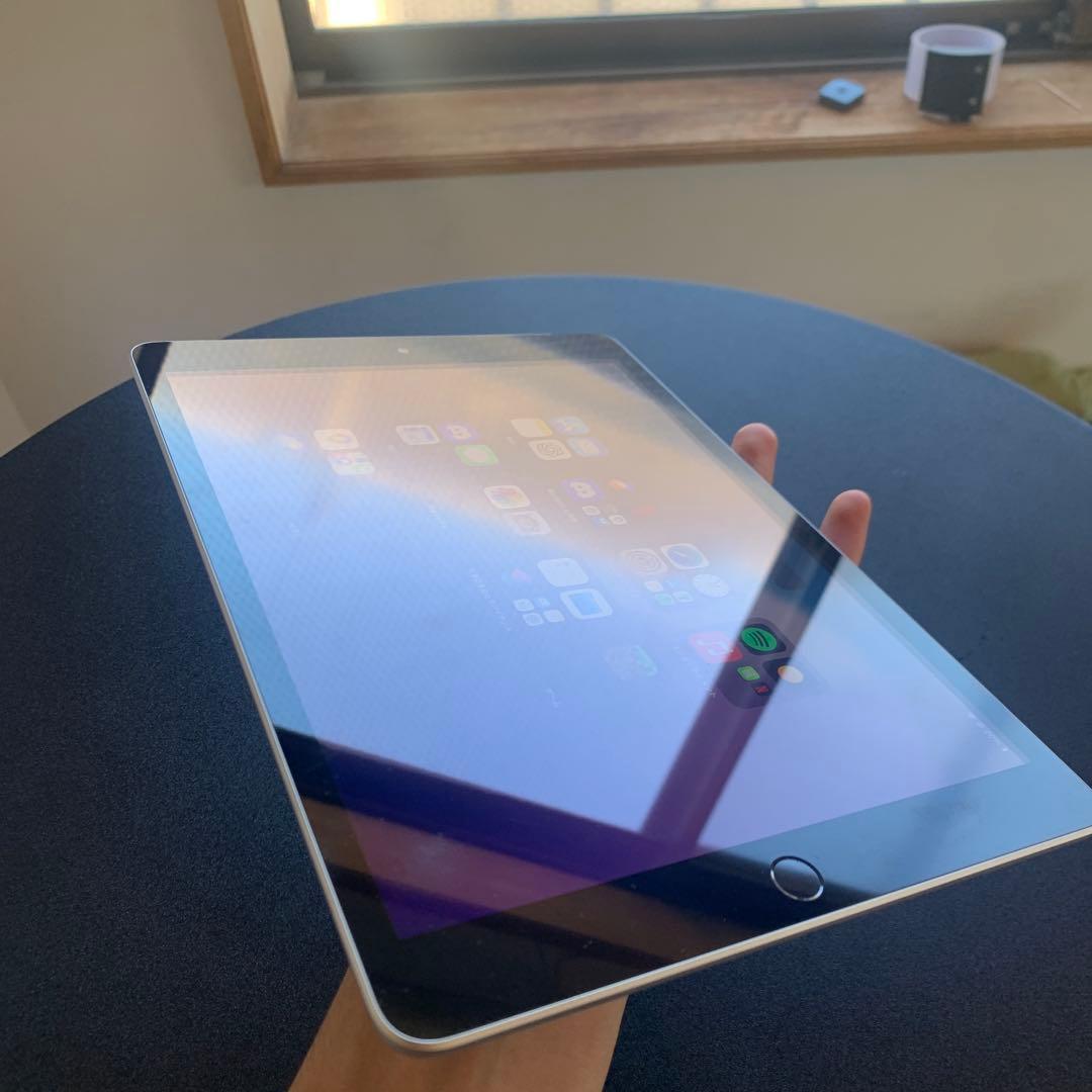 iPad 第9世代　グレー 256GB Wi-Fi+Cellular セルラー