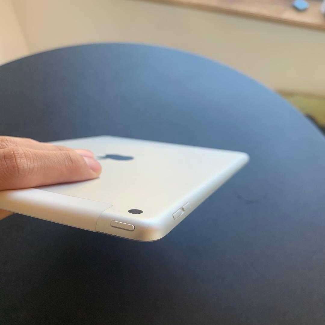 iPad 第9世代　グレー 256GB Wi-Fi+Cellular セルラー