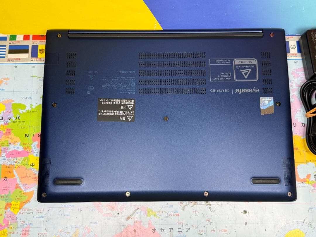 Office2024・極美品 東芝 RJ74/KU 14型 広視野角 第12世代