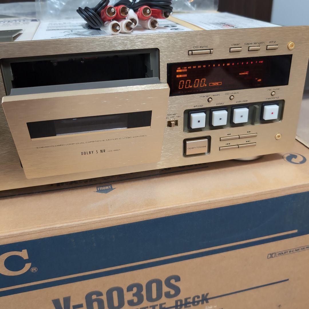 TEAC　カセットデッキV-6030S