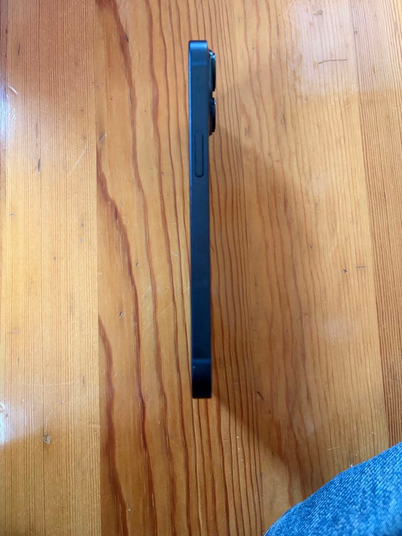 Apple iPhone 14 128GB 本体 ミットナイド ケーブル