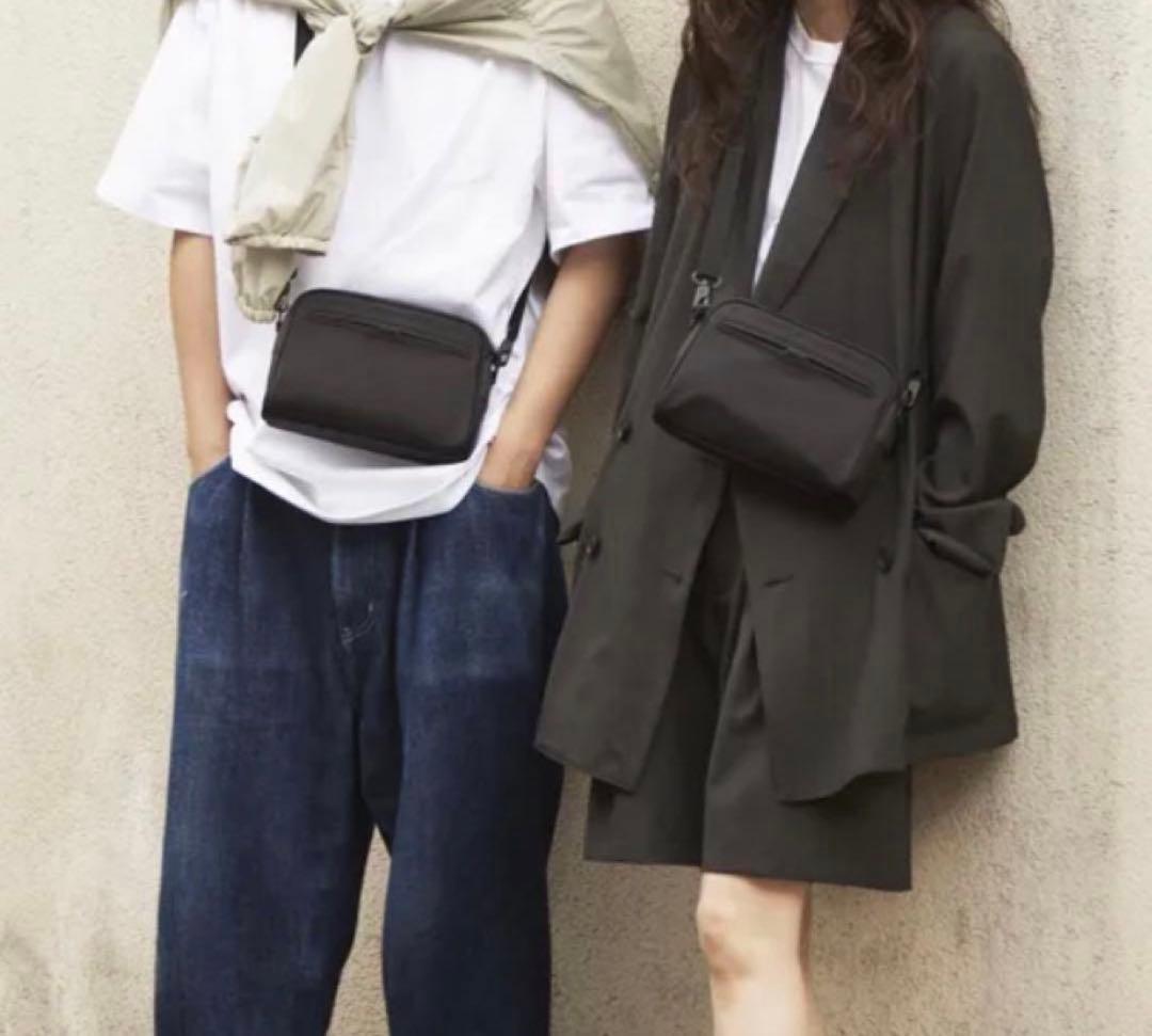 バッグ SHOULDER POUCH MONOLITH x 1LDK everyone