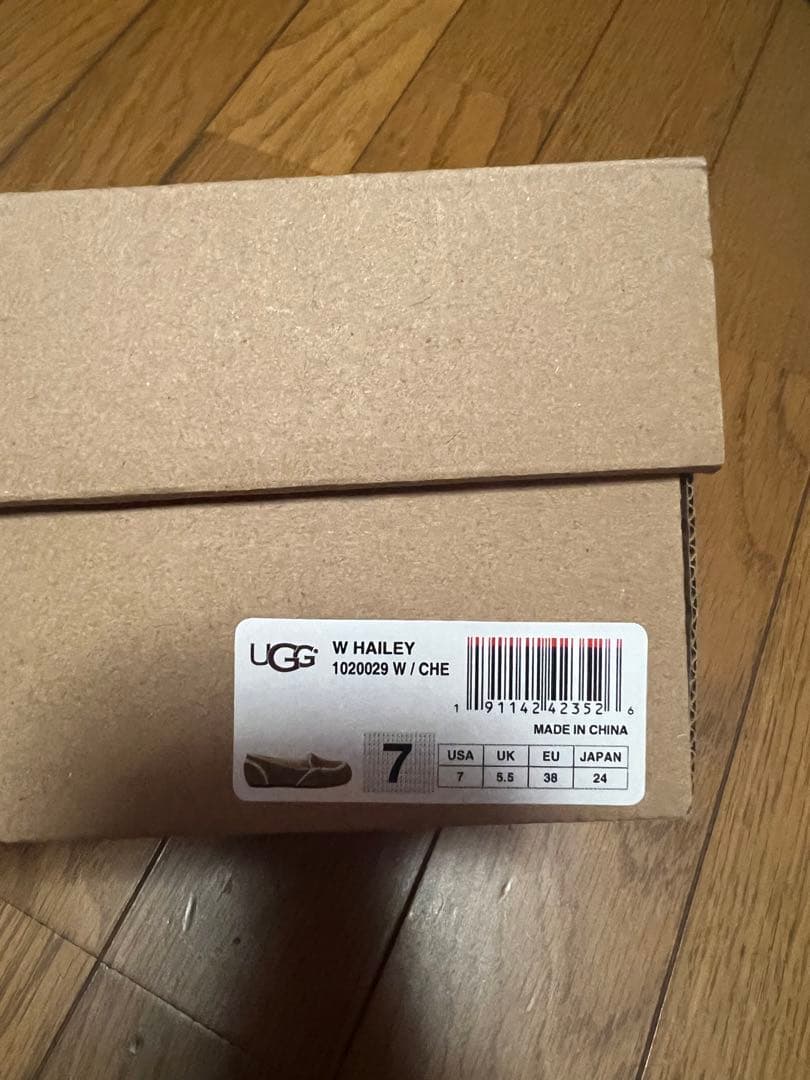 UGG W HALEY モカシン 7 ベージュ　24cm