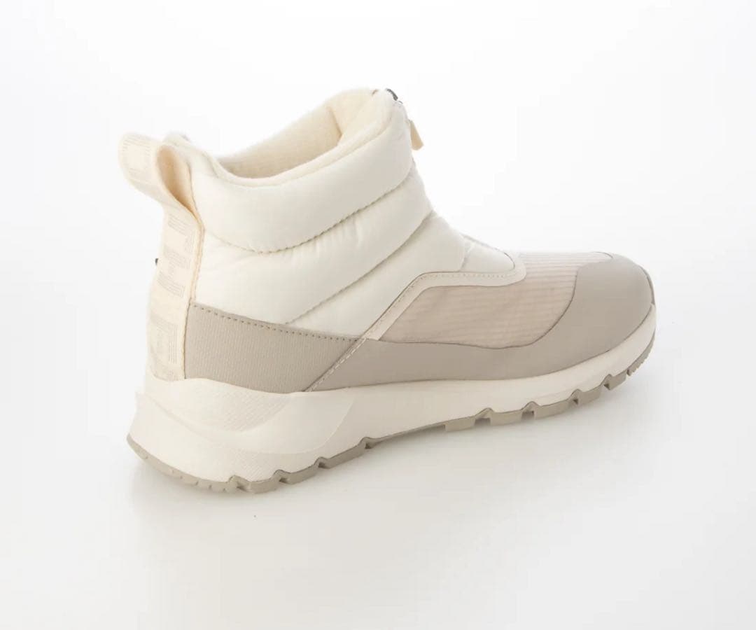 THE NORTH FACE アイボリー冬用ショートブーツ　今期新品　⭐︎完売品⭐︎