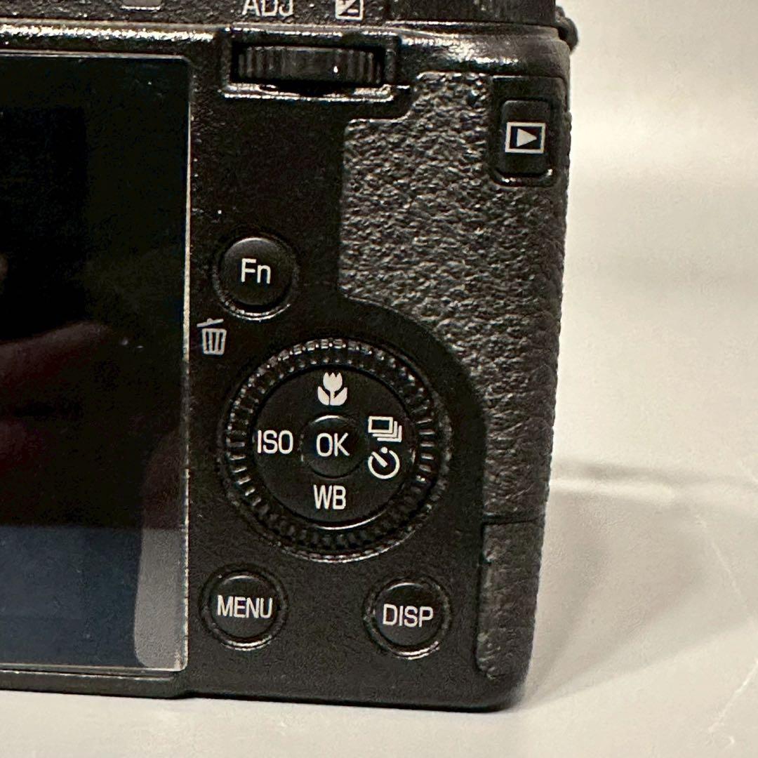 RICOH リコー R02010 GRⅢ コンパクト　デジタルカメラ　ジャンク