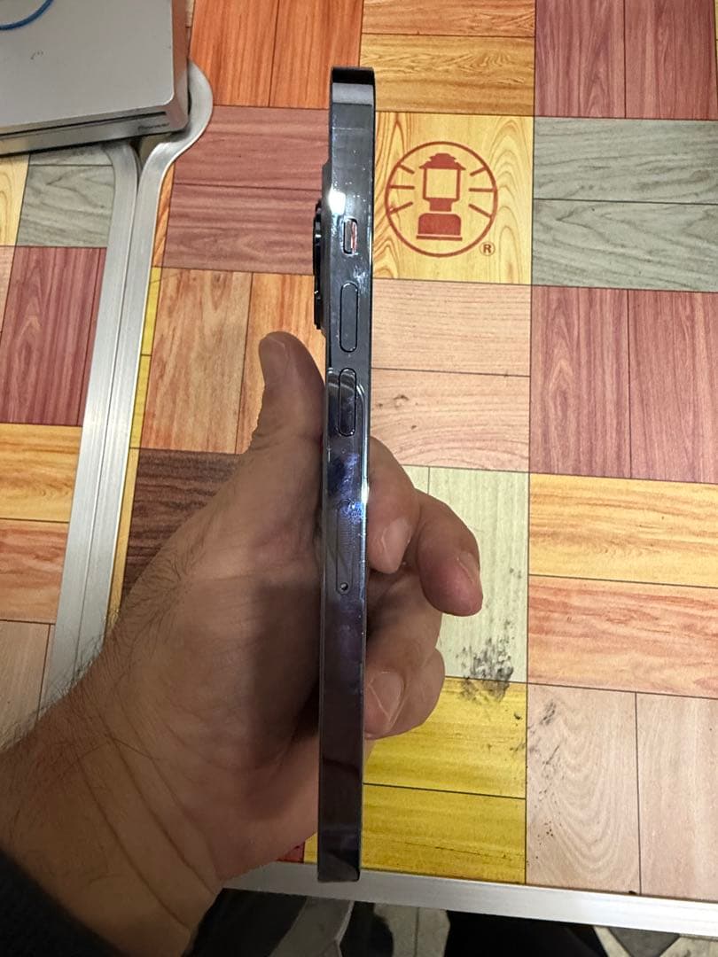 Apple iPhone 13 Pro 1TB. シエラブルー