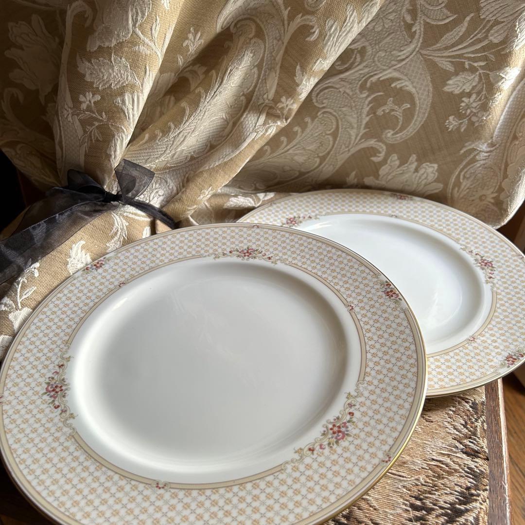 英国製 黒壺  Turnberry 淡い格子模様❁ディナー大皿