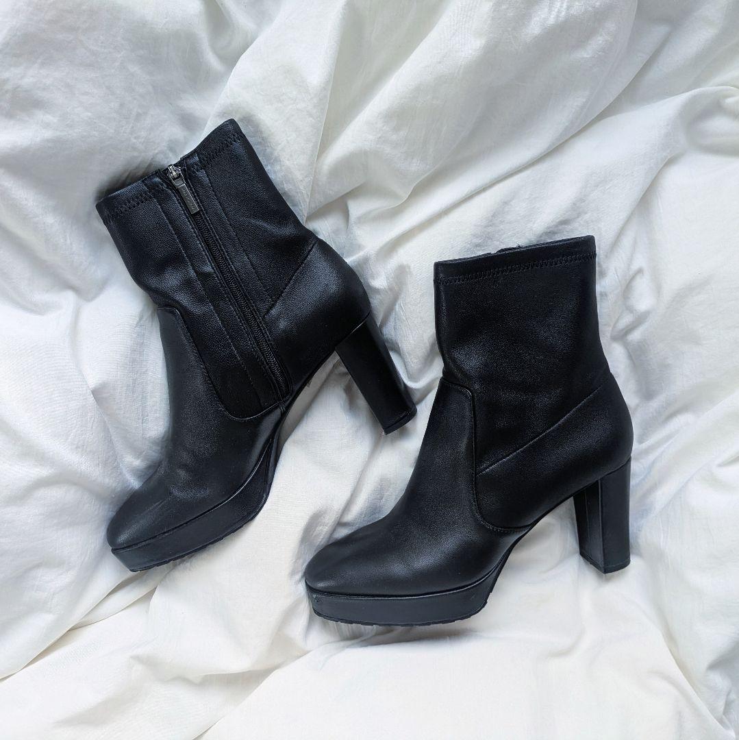 Mode et Jacomo シンプルストレッチショートブーツ（黒）