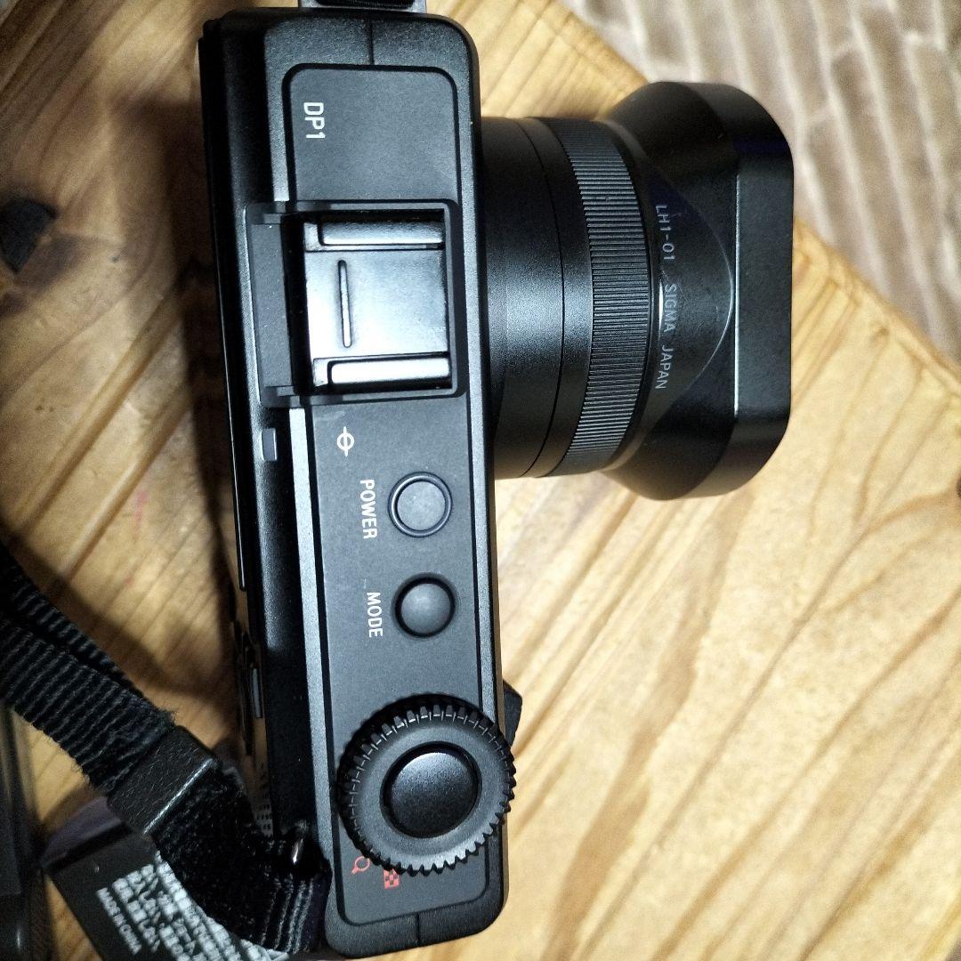 SIGMA コンパクトデジタルカメラ 19mm F2.8