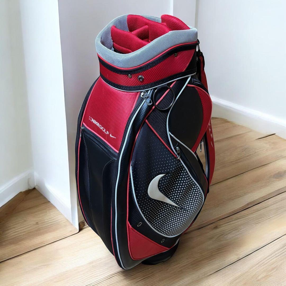 NIKE ゴルフバッグ 軽量・耐水性