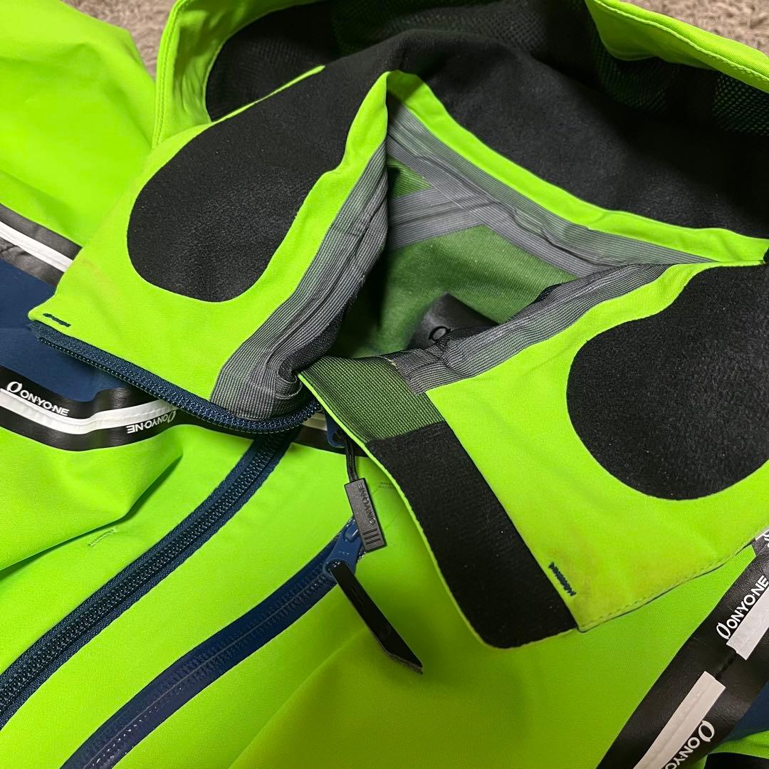 ONYONE スキーウェア DEMO WRAP JACKET グリーン　Ｌ