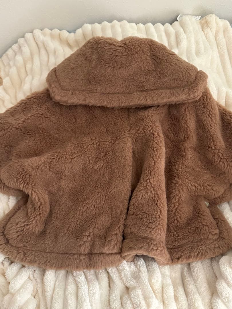 美品 MaxMaraティディベアケープ