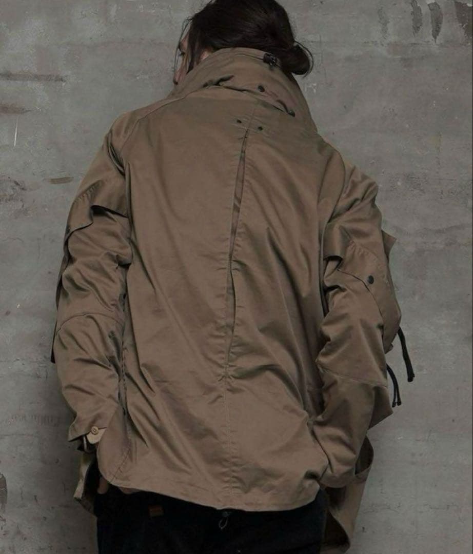 エゴトリッピングego trippingマウンテンパーカー48定価約５万円