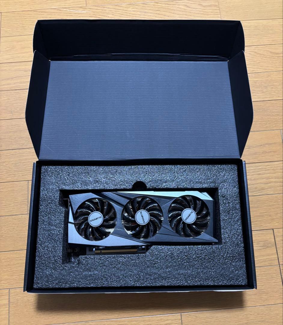 GIGABYTE Radeon RX 7600 8GB 中古