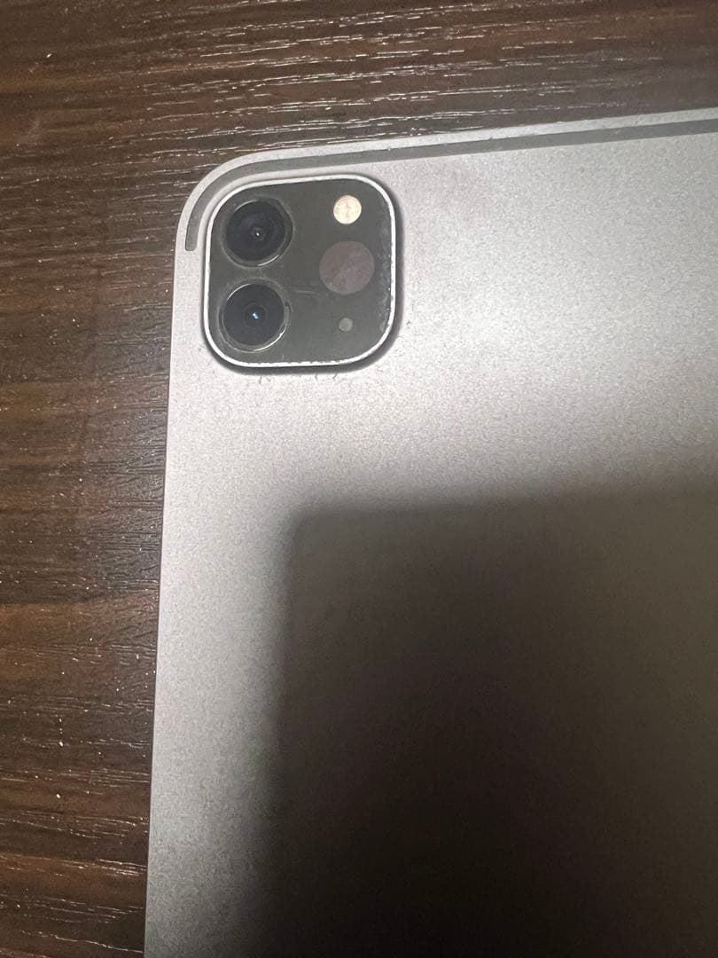 iPad Pro11インチ本体(Apple pencil付き) 背面傷あり