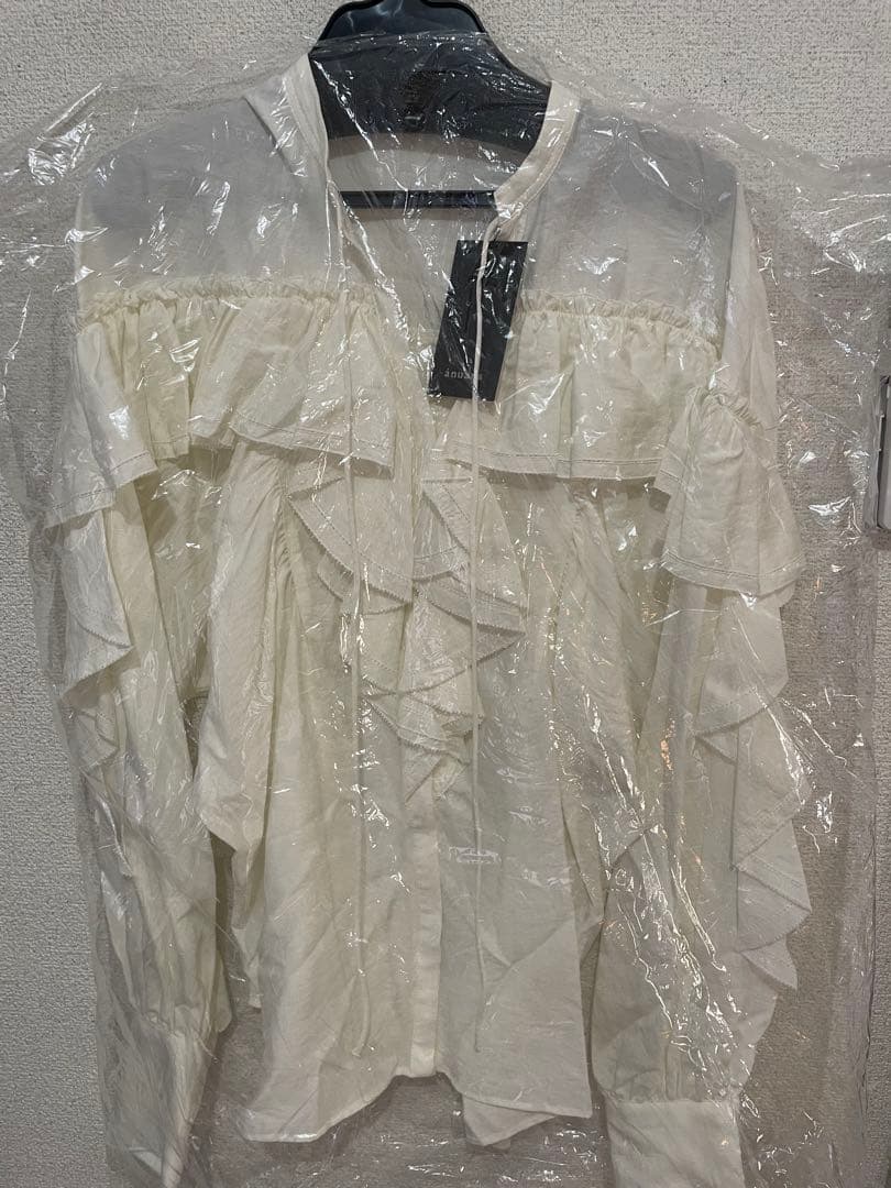 ánuans フリルデザイン長袖ブラウス　新品