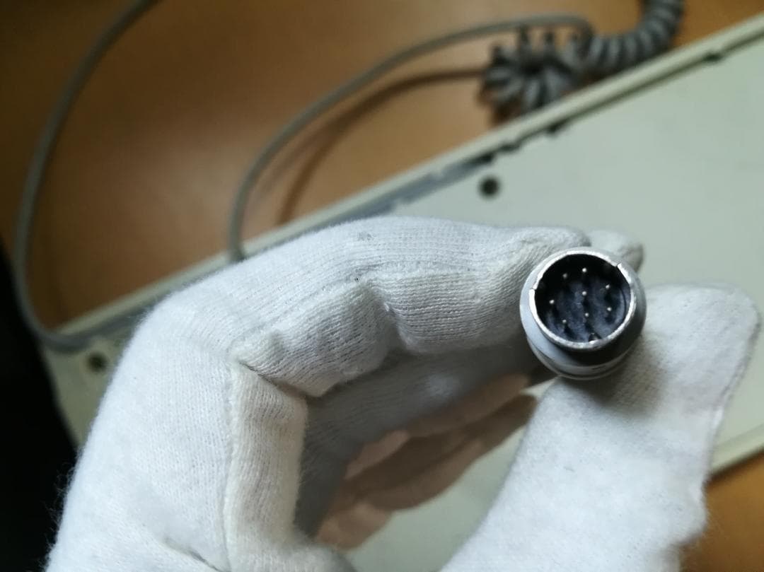 NEC PC98後期型キーボードI字コネクタ