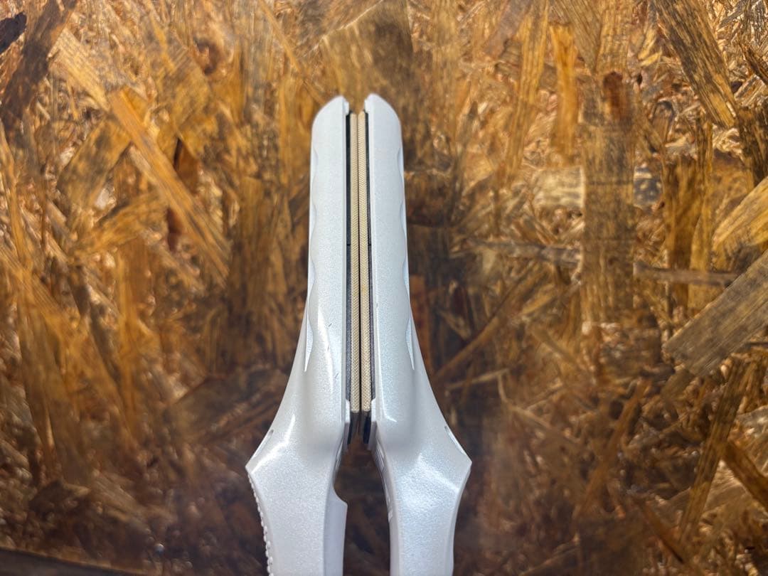 KINUJO　絹女　ストレートヘアアイロン　LM225