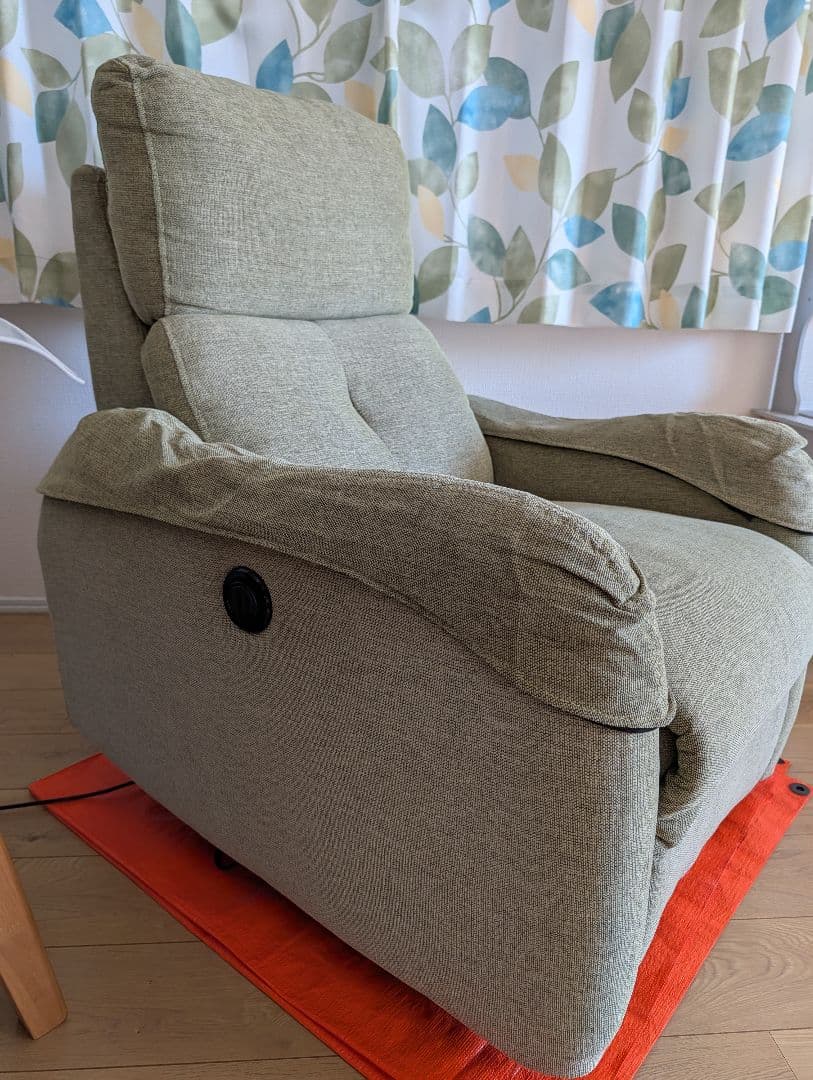 ニトリ　電動リクライニングソファ　グリーン　1人掛け　送料無料