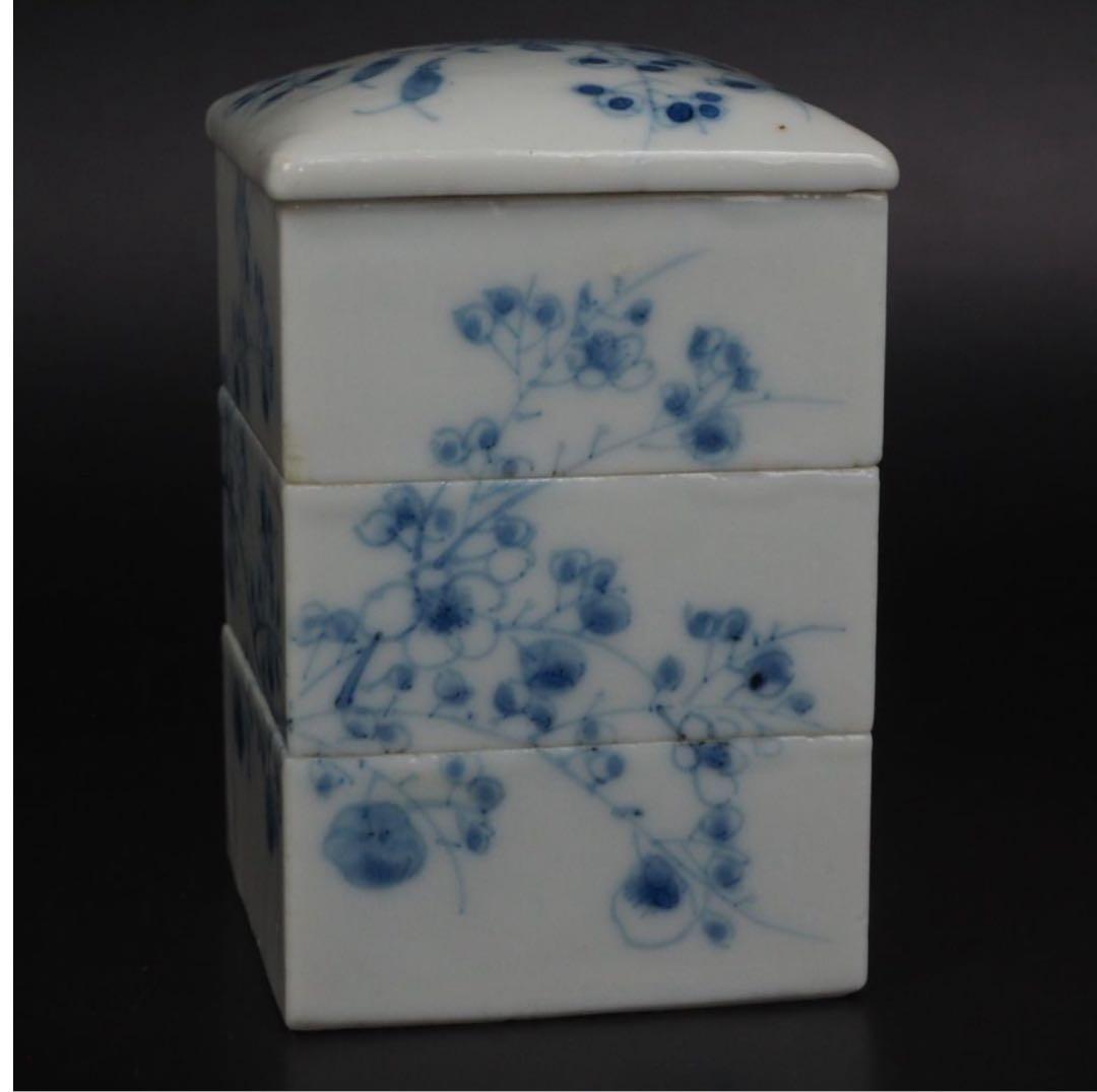 送料無料　江戸時代 　梅図三段重箱　ｈ12.5×7.5×7.5ｃｍ