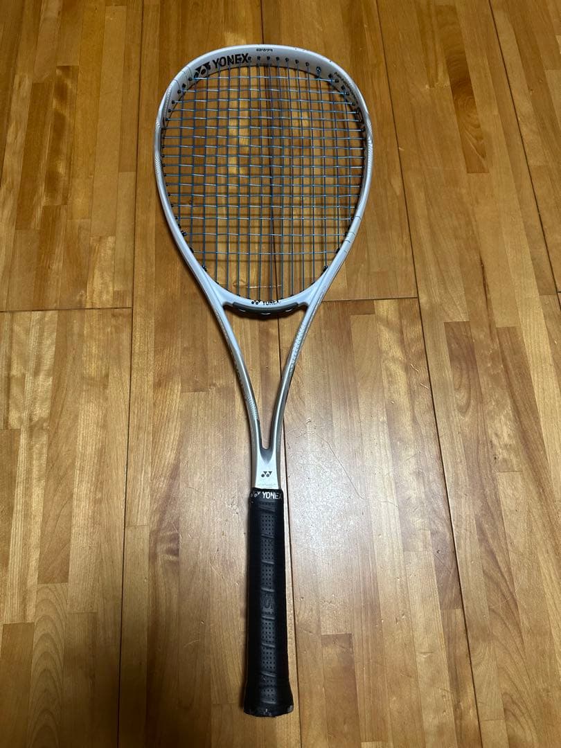 ヨネックス ナノフォース8Vレブ