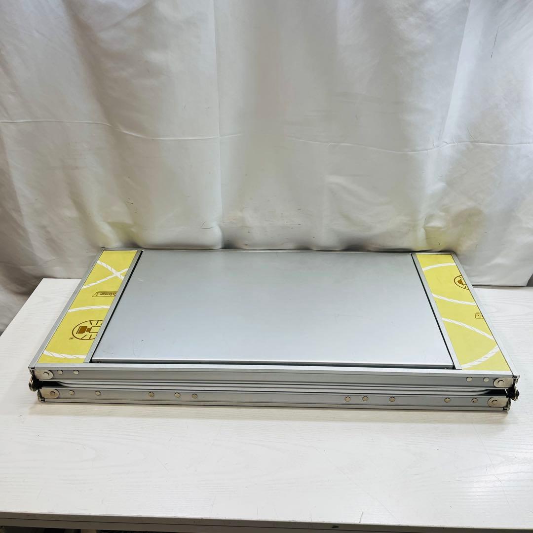 コールマン　テーブル　スリム四折BBQテーブル　高さ2段階(30、70cm)